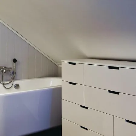 Holiday home Three-bedroom Holiday In Sira